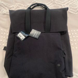 Lululemon early embark backpack black
